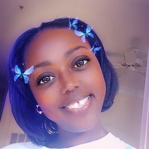 Meet your Posher, Denise